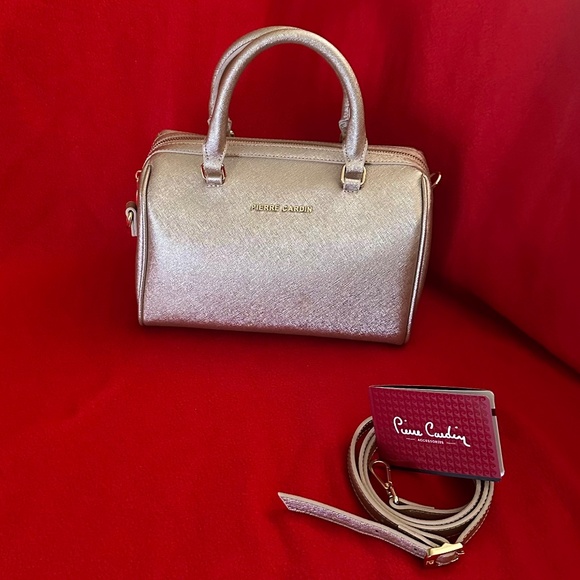 Pierre Cardin Gold Bag - Picture 2 of 16